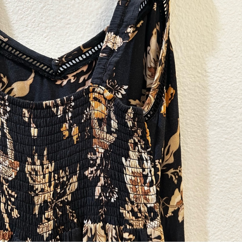 On Hold- Spell Rosa dress - Picture 10 of 14